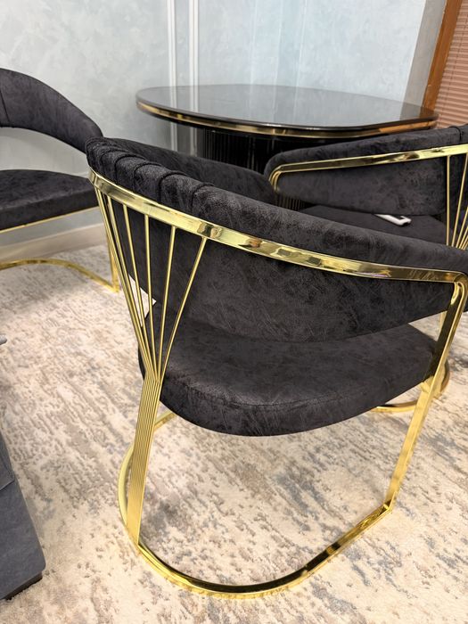 Stol stul srocno sotiladi