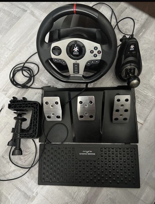 Vand volan este folosit ps4/ps3/pc