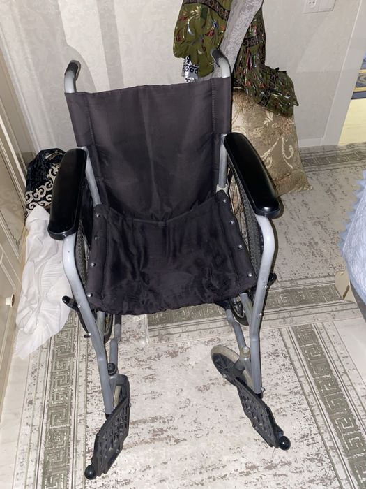 Инвалидная коляска