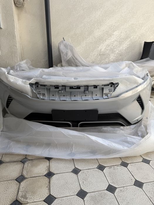 перед бампер Yuan up