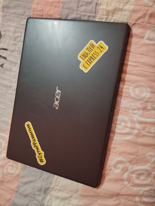 Acer aspire 3.    4 GB