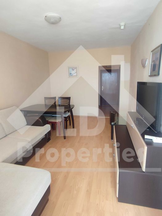 Ваканционен двустаен апартамент с гледка към морето, к.к.Чайка