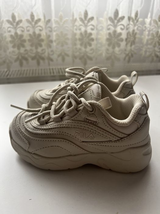 Adidasi Fila fetite nr 25