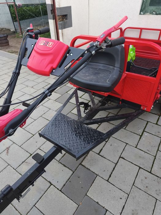 Vând Motocultor de 10 CP