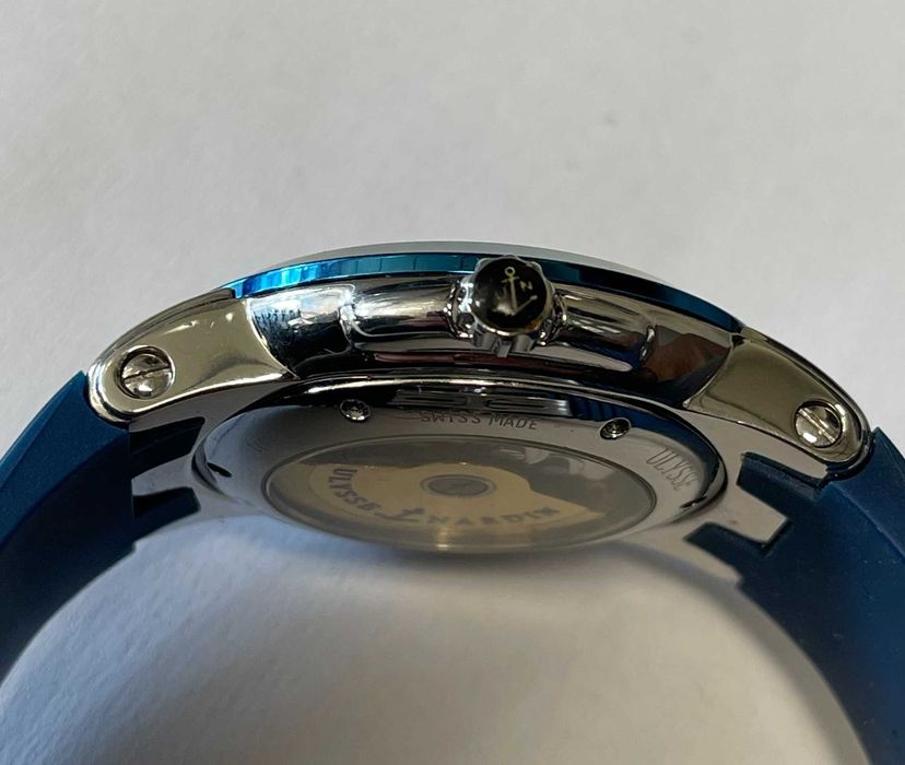 Механичен часовник Ulysse Nardin Dual Time