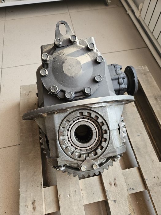 Редуктор задний камаз 48 зубьев.