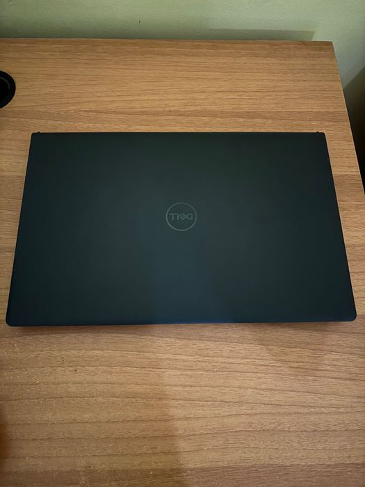 Dell Vostro 15 3530 / i5-1334U 13th Gen / 16GB RAM / 512GB SSD + чанта