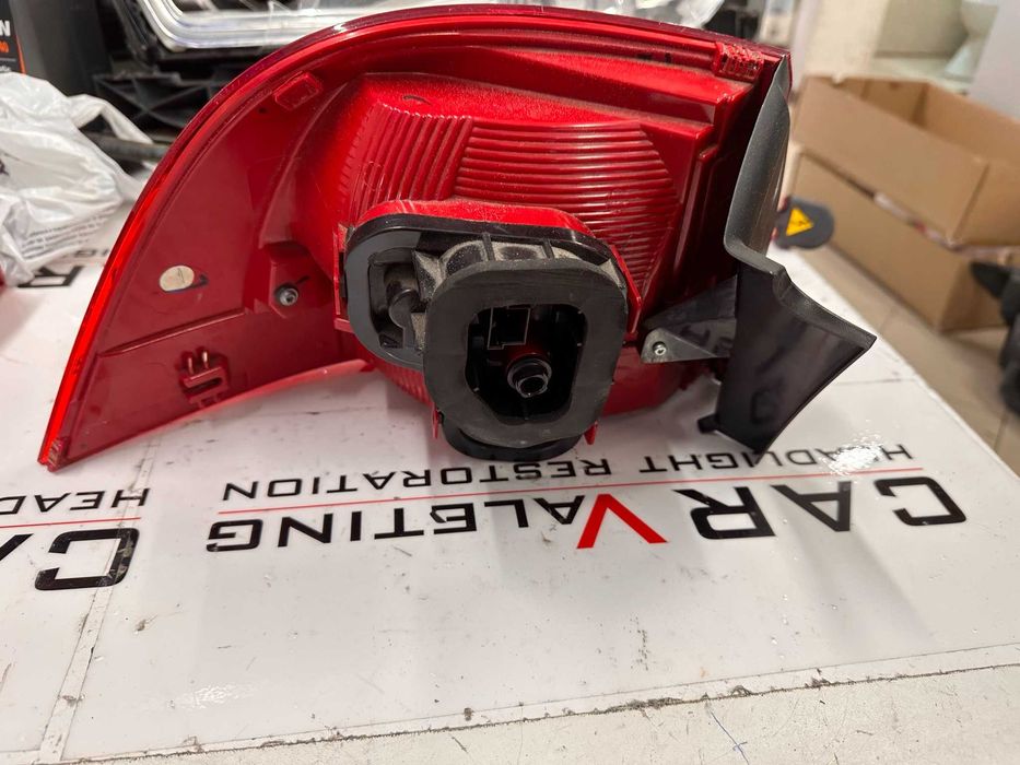 Задна светлина стоп стопове VW Touareg  7P ФВ Туарег 7П