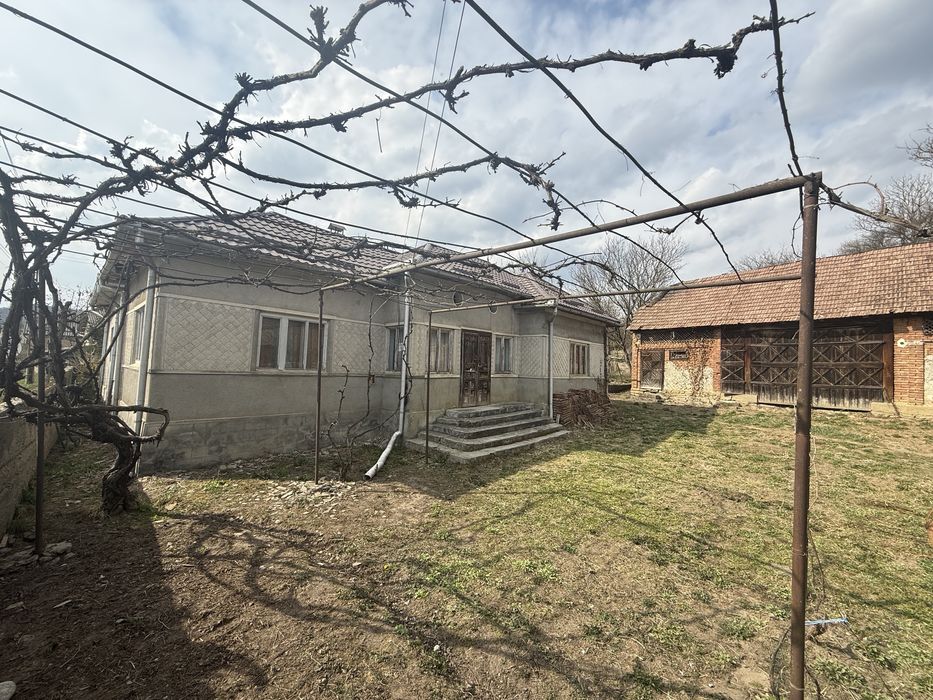 Vand Casa/Teren/Padure