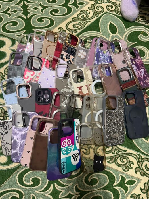 Чехлы на iphone 16pro