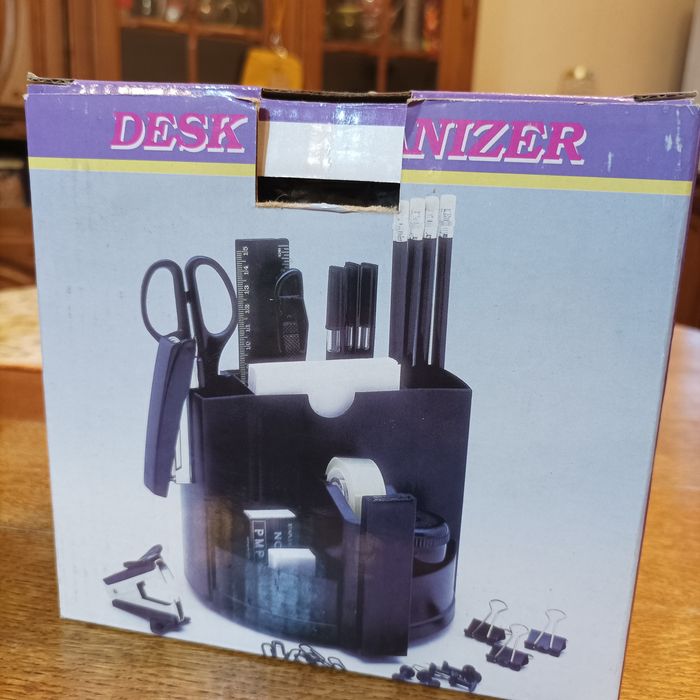 Набор канцелярский новый