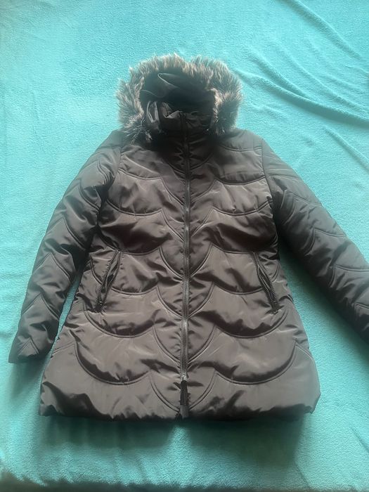 Дамско зимно яке.Размер 46.