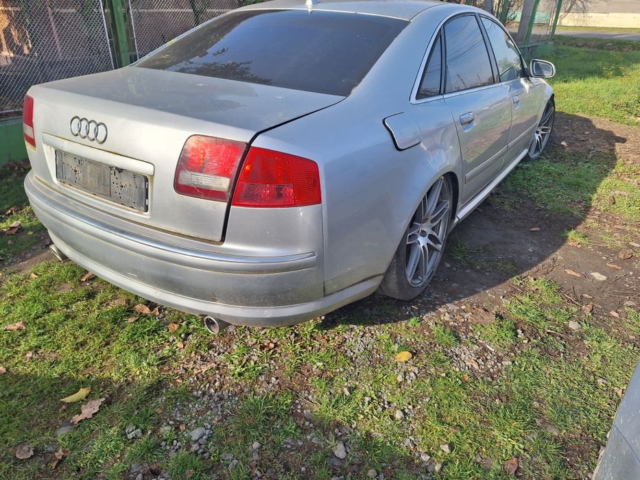 Dezmembrez audi a8