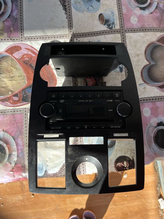 Продам заводски мафон.