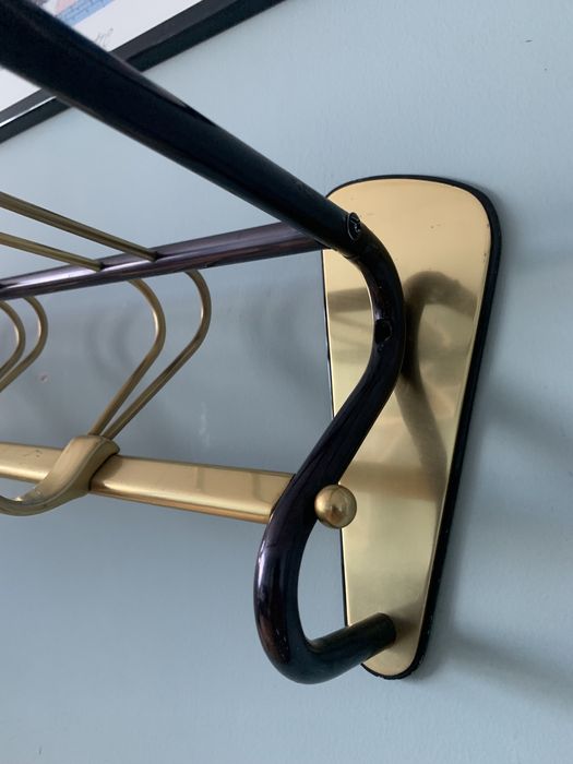 Стенна закачалка / 60-те