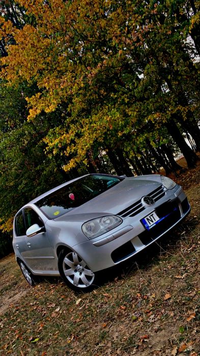 Vând / dezmembrez Golf 5