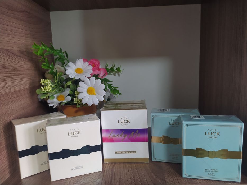 Женские духи avon Эйвон