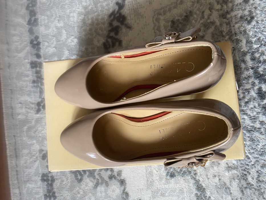 Туфли женские