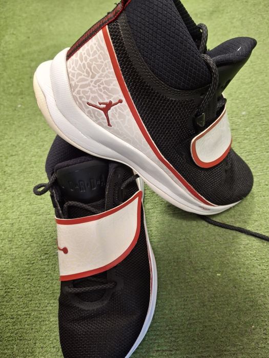 JORDAN  MENS Super FLY 5-кецове