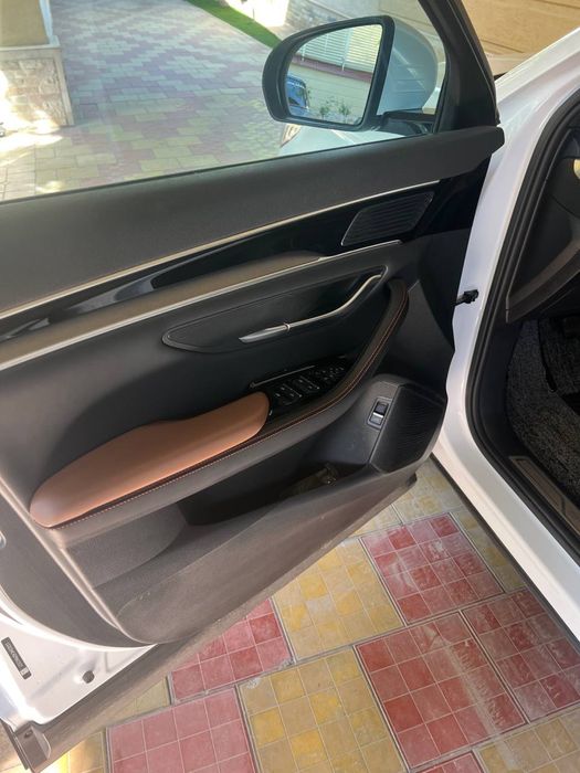 Продам автомобиль BYD SONG PLUS AWD