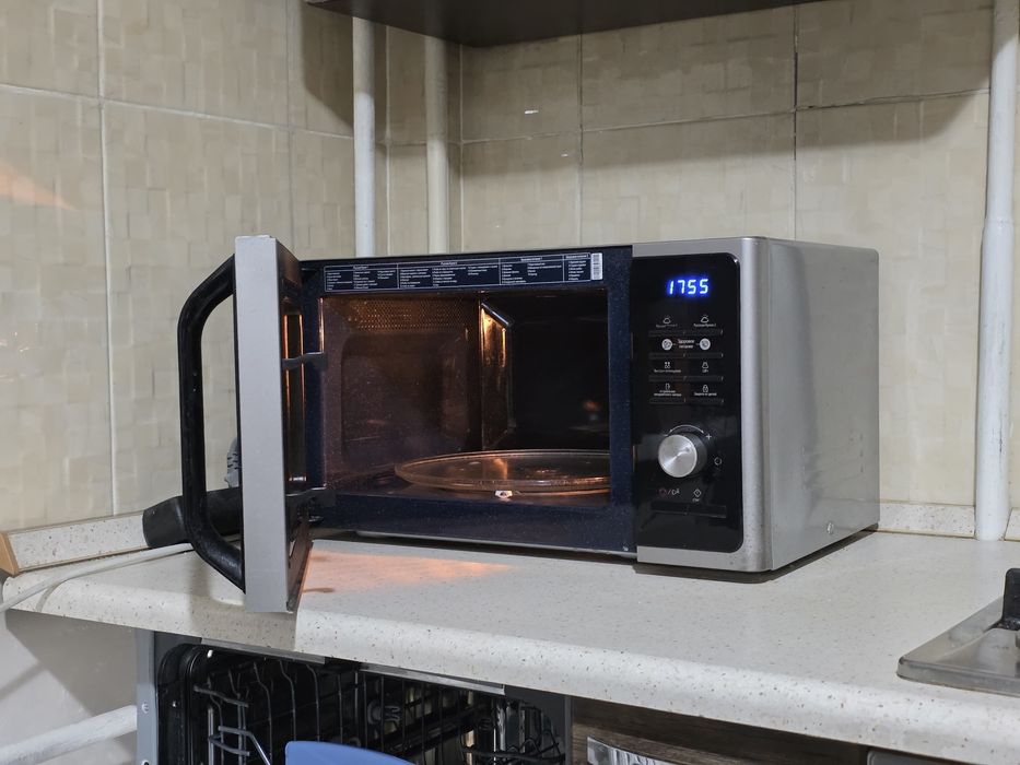 Микроволновка Samsung