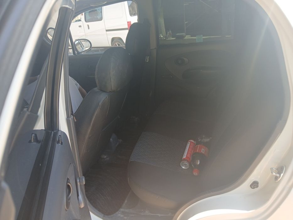 Matiz Chevrolet 2010 poluks