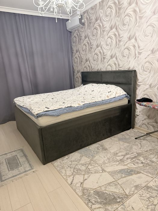 Продам кровать двухспальную
