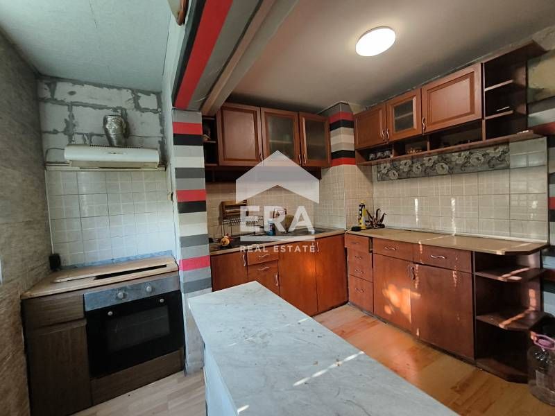 Продава се Двустаен апартамент в Хасково, Орфей - 58 кв.м за 1047 €/кв.м - Снимка #3