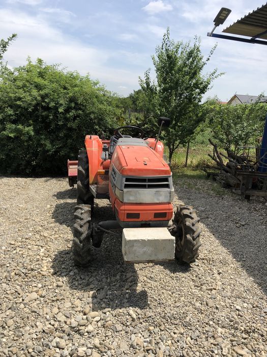 Tractor Kubota GL-23