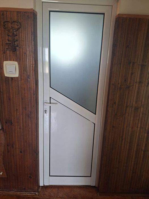 Uși termopan si geamu.ri