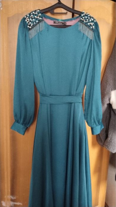 Продам платье за 10тыс