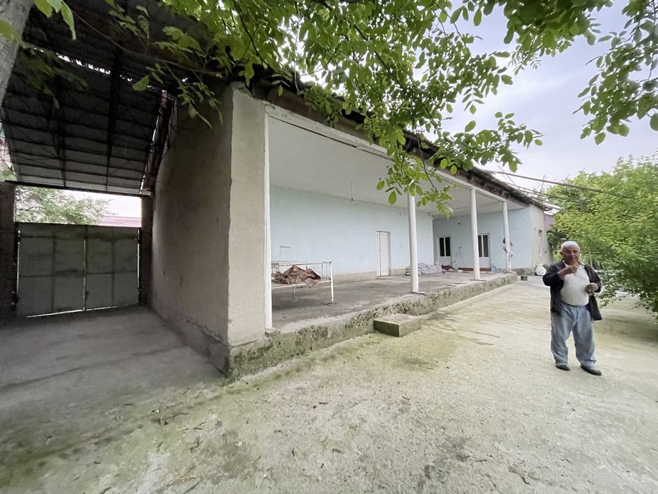 Uy sotiladi Plem Savxoz 16 sotok