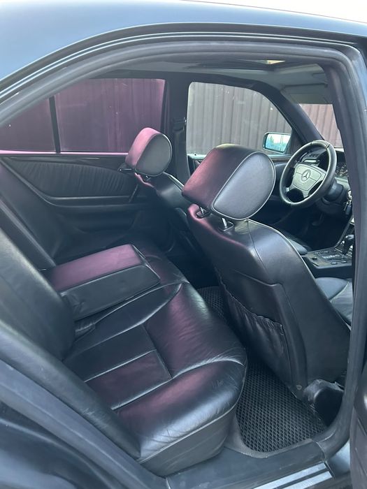 Продам Мерседес w210