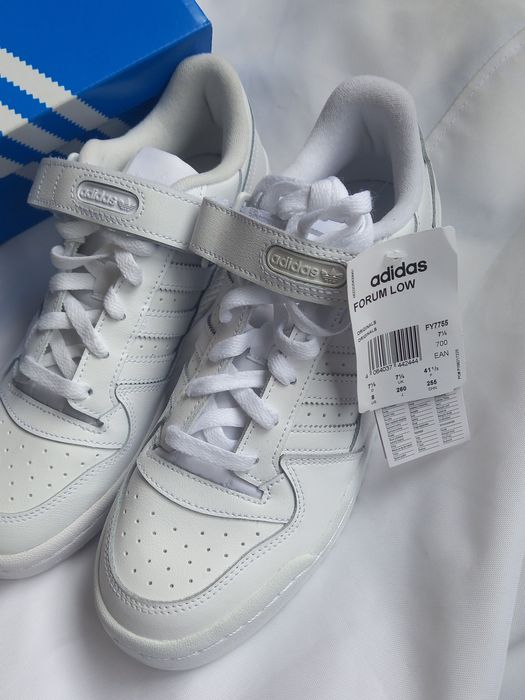 adidas forum low