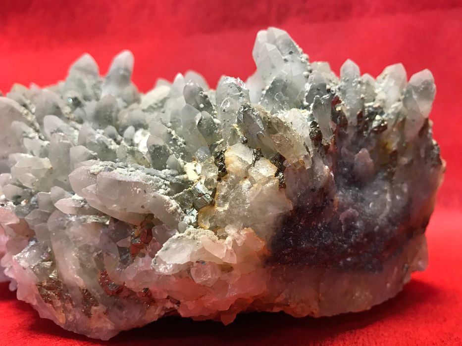 Кварц с пирит голям