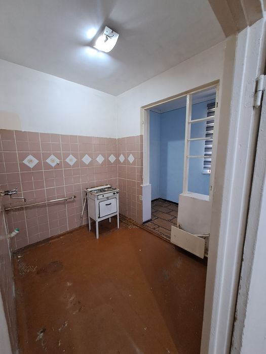 Продаю на ТТЗ-2,  2/3/4. Ориентир " Ширин" базар, 248 школа.