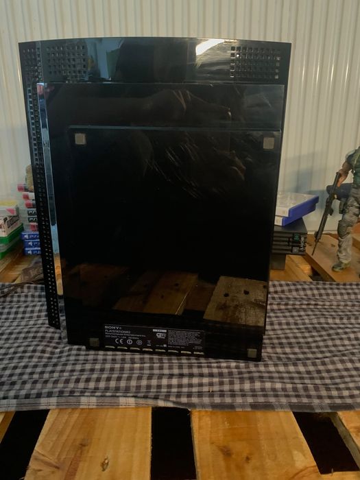 Vand playstation 3 backwards compatible CECHC04
