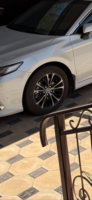 Продаю шины и диски в комплекте