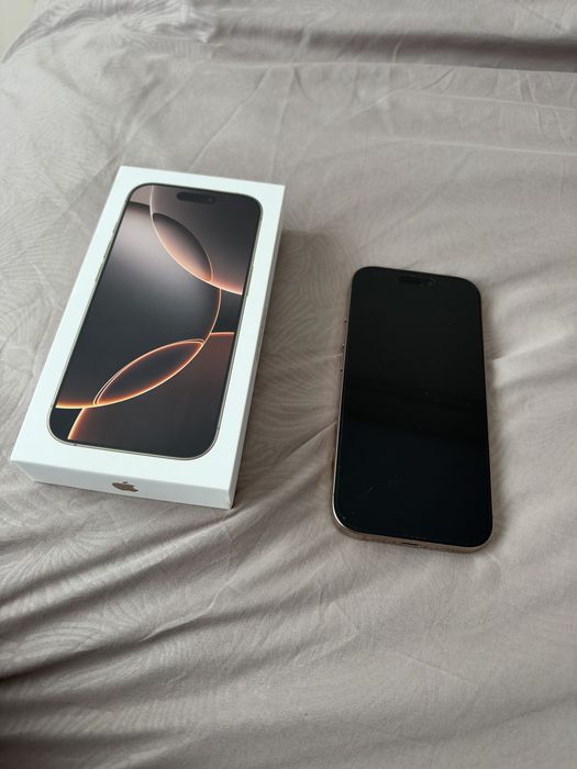 Iphone 16 pro desert titanium