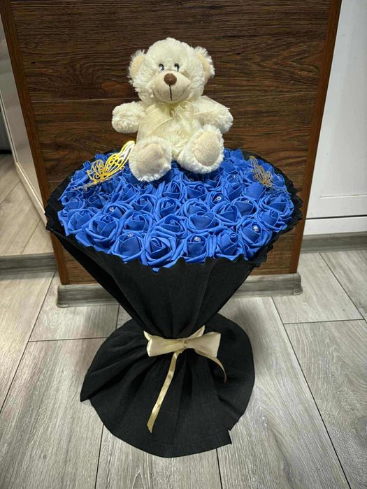 Наличен букет от фоамени рози