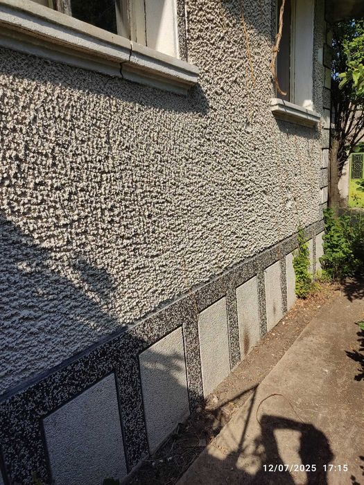 СОБСТВЕНИК - ДВУФАМИЛНА къща + 2 ПАРЦЕЛА за продажба, в село Яздач