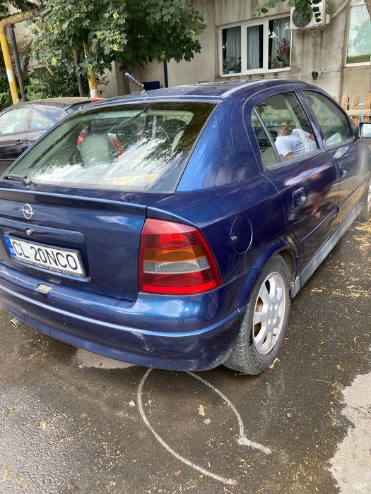 Vând Opel astea G
