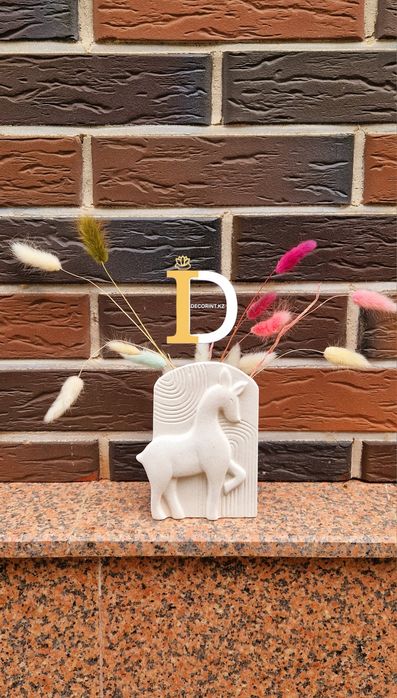 Вазы керам декор окна стола