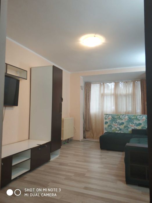 Închiriez Apartament 3 camere
