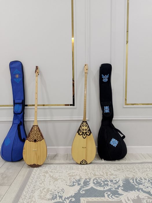 Домбыра  сатылады