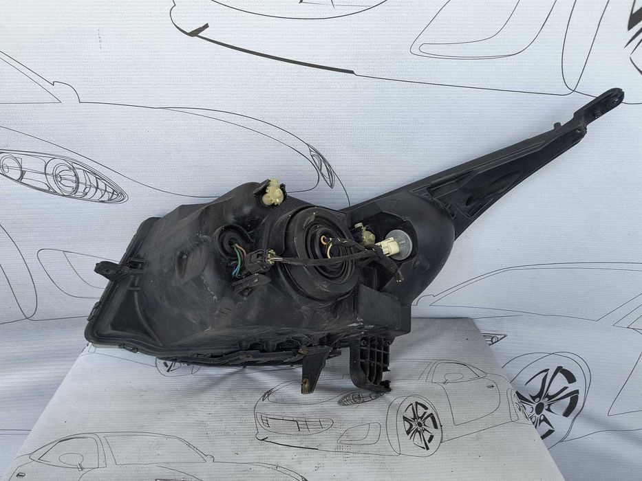 Far Dreapta Uk Halogen Chevrolet Cruze 2013 / 2009-2016 Cod OEM J95137780 (1E1)