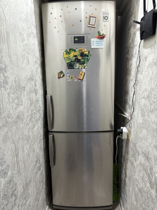 Продам холодильник