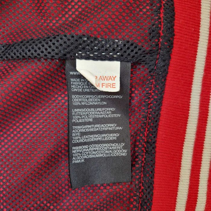 Geaca Tommy Hilfiger baieti 164 cm, rosie