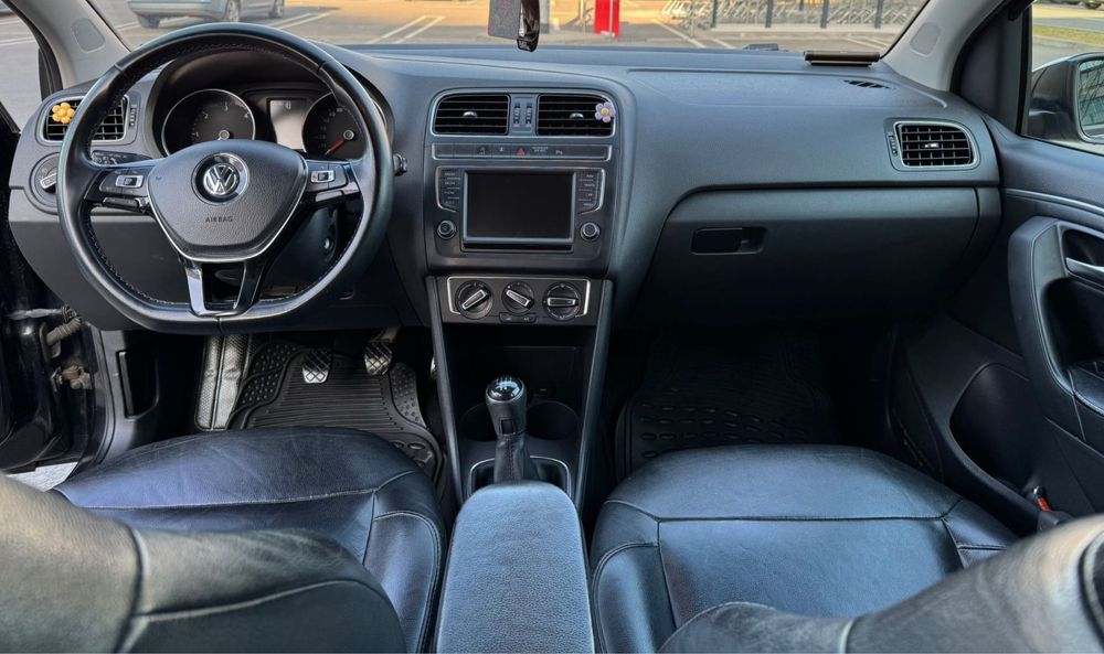 Vw Poli 2014 1.4. TDI 90 CP- Piele- Navagatie- Economic