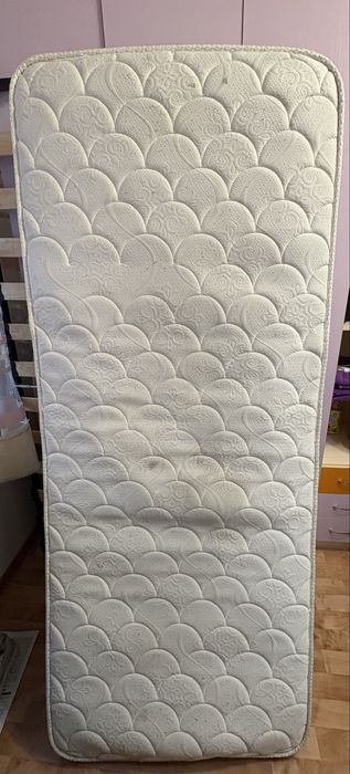 Ортопедический матрас и кровать